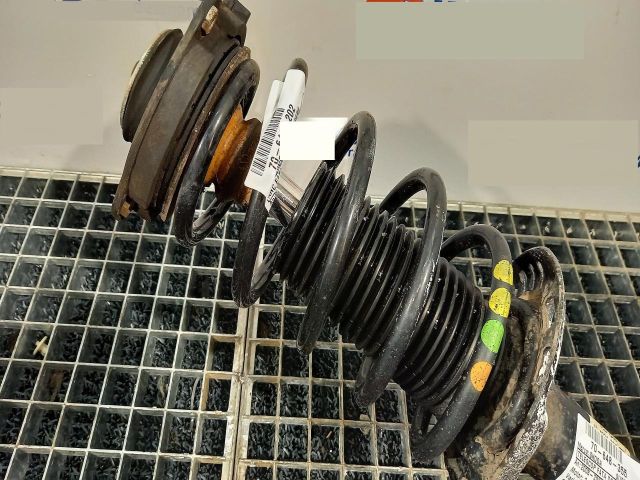 bontott SKODA SUPERB II Első Rugó