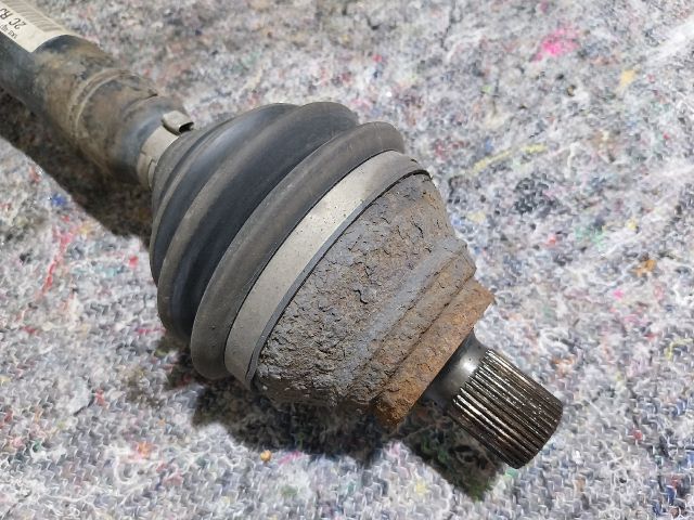 bontott SKODA SUPERB II Jobb Féltengely