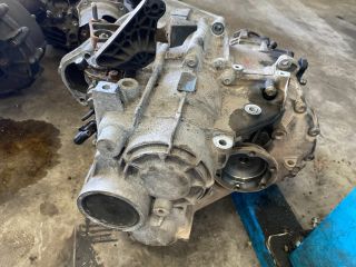 bontott SKODA SUPERB II Váltó (Mechanikus)