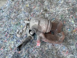 bontott SKODA SUPERB II Bal hátsó Féknyereg Munkahengerrel