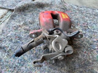 bontott SKODA SUPERB II Bal hátsó Féknyereg Munkahengerrel