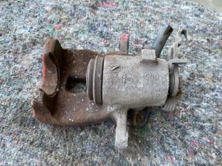 bontott SKODA SUPERB II Bal hátsó Féknyereg Munkahengerrel