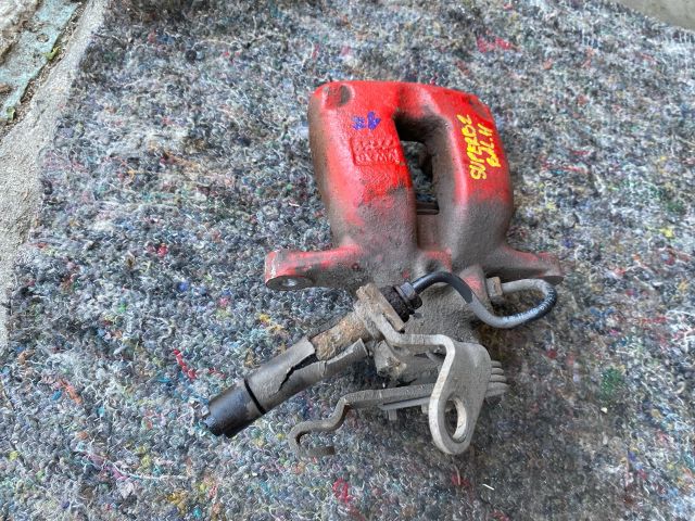 bontott SKODA SUPERB II Bal hátsó Féknyereg Munkahengerrel