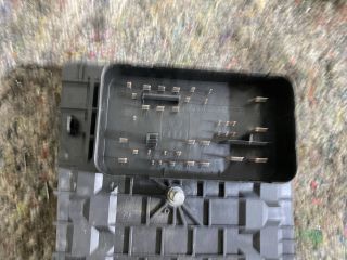 bontott SKODA SUPERB II Biztosítéktábla Motortér