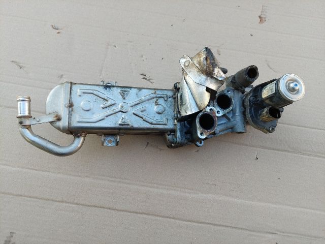 bontott SKODA SUPERB II EGR / AGR Vákum Szelep