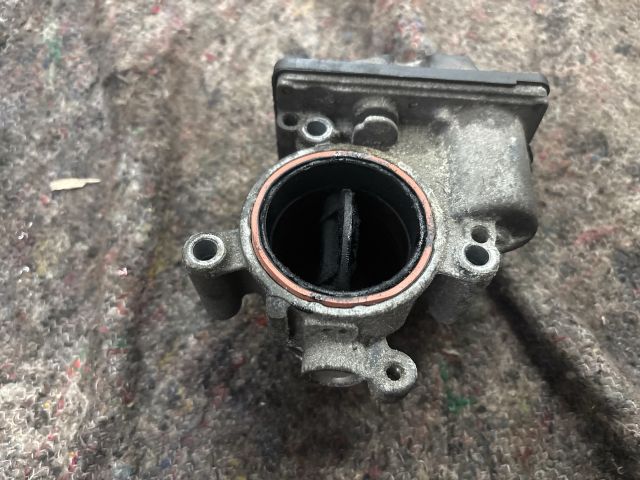 bontott SKODA SUPERB II Fojtószelep (Elektromos)