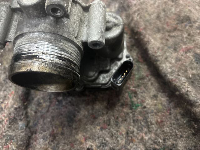 bontott SKODA SUPERB II Fojtószelep (Elektromos)