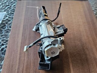 bontott SKODA SUPERB II Gyújtáskapcsoló Házzal