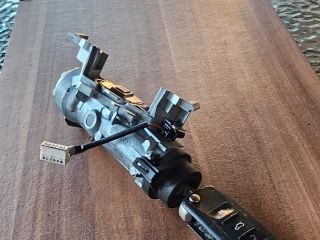 bontott SKODA SUPERB II Gyújtáskapcsoló Házzal