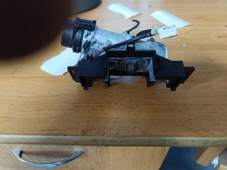 bontott SKODA SUPERB II Gyújtáskapcsoló