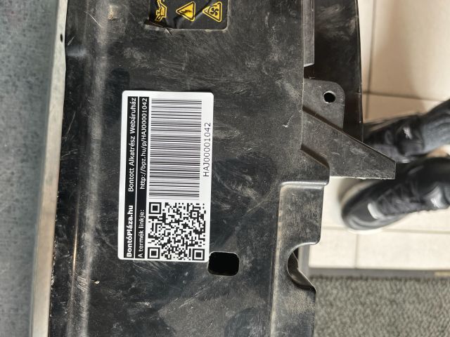 bontott SKODA SUPERB II Homlokfal (Üres lemez)