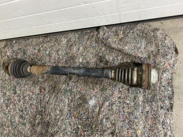 bontott SKODA SUPERB II Jobb Féltengely