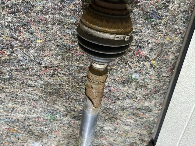 bontott SKODA SUPERB II Jobb Féltengely