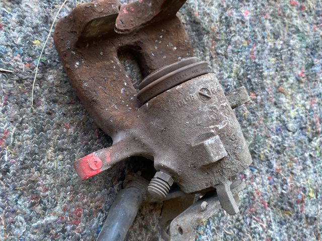 bontott SKODA SUPERB II Jobb hátsó Féknyereg Munkahengerrel