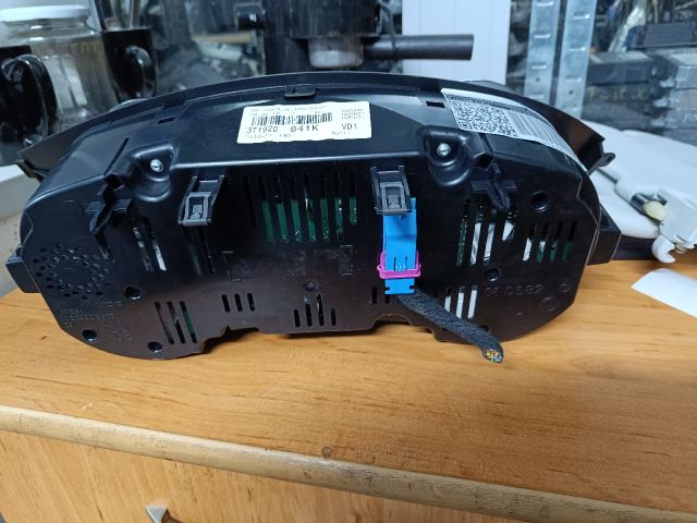 bontott SKODA SUPERB II Kilométeróra