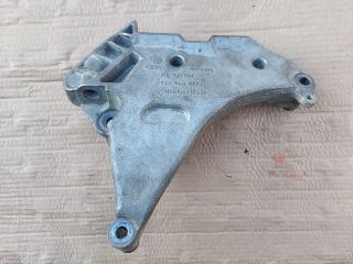 bontott SKODA SUPERB II Motor Tartó Bak (Fém)