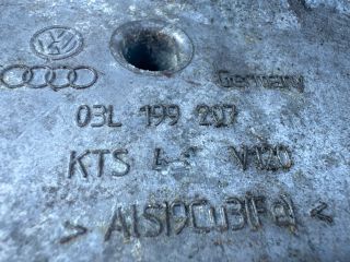 bontott SKODA SUPERB II Motor Tartó Bak (Fém)