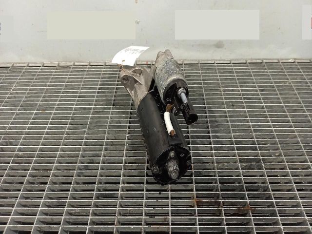 bontott SKODA SUPERB II Önindító