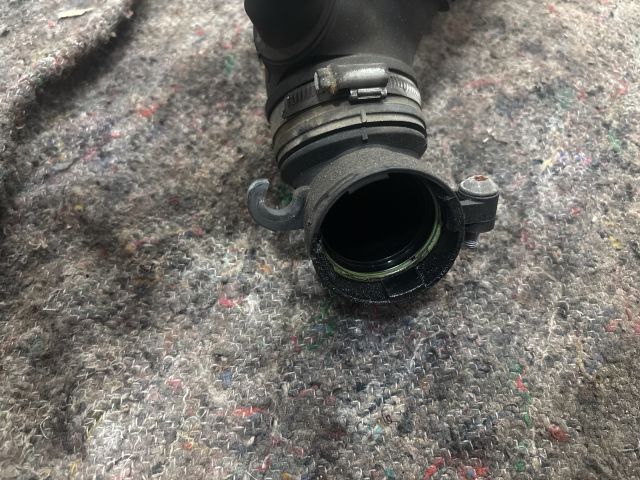 bontott SKODA SUPERB II Turbócső