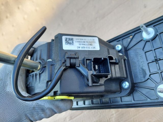 bontott SKODA SUPERB II Váltó Kulissza