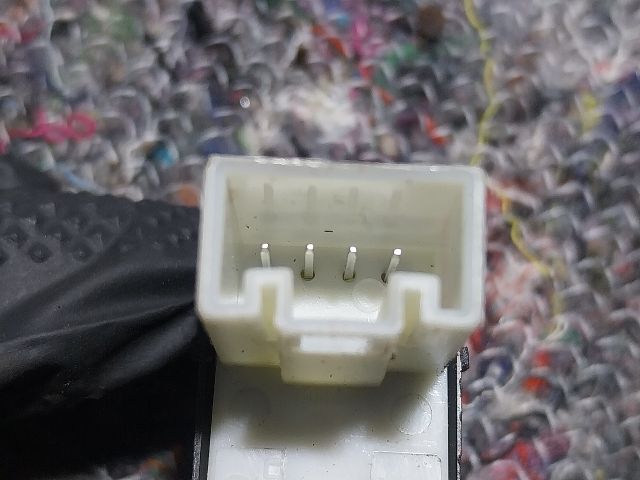 bontott SKODA SUPERB II Ablakemelő Kapcsoló (Pozíciófüggetlen)