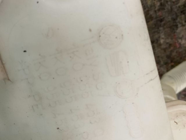 bontott SKODA SUPERB II Ablakmosó Tartály