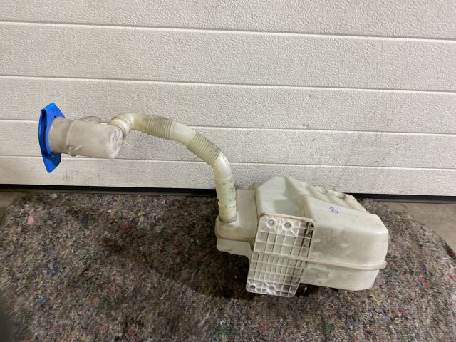 bontott SKODA SUPERB II Ablakmosó Tartály