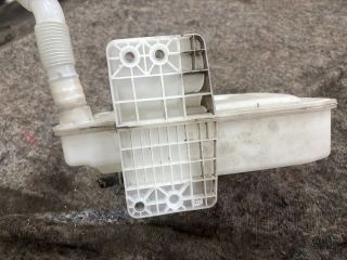 bontott SKODA SUPERB II Ablakmosó Tartály