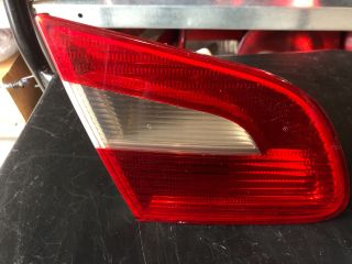 bontott SKODA SUPERB II Bal Belső Hátsó Lámpa