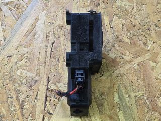 bontott SKODA SUPERB II Bal Csomagtérajtó Zárszerkezet