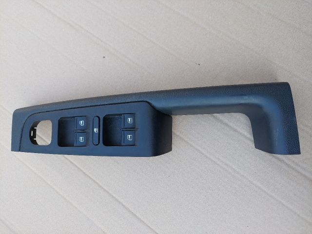 bontott SKODA SUPERB II Bal első Ablakemelő Kapcsoló