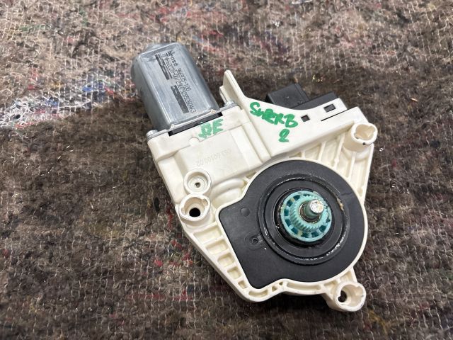 bontott SKODA SUPERB II Bal első Ablakemelő Motor