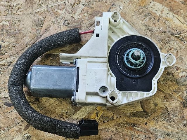 bontott SKODA SUPERB II Bal első Ablakemelő Motor