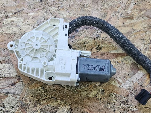 bontott SKODA SUPERB II Bal első Ablakemelő Motor