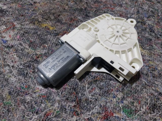 bontott SKODA SUPERB II Bal első Ablakemelő Motor