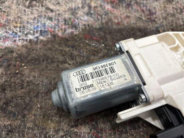 bontott SKODA SUPERB II Bal első Ablakemelő Motor