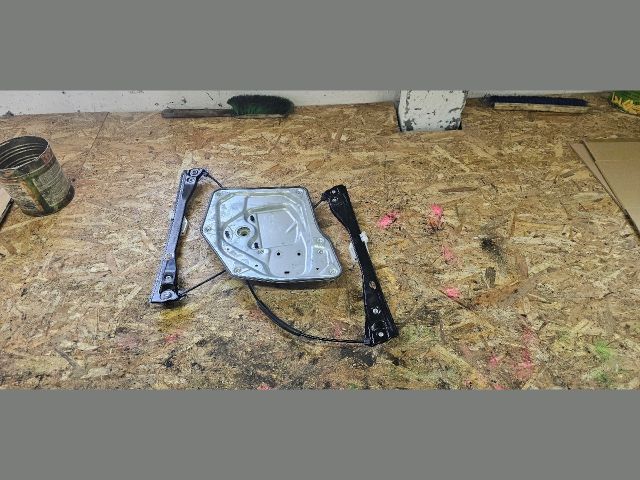 bontott SKODA SUPERB II Bal első Ablakemelő Szerkezet (Elektromos)