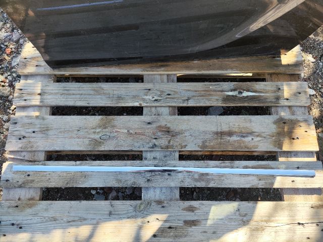 bontott SKODA SUPERB II Bal első Ajtó Díszléc