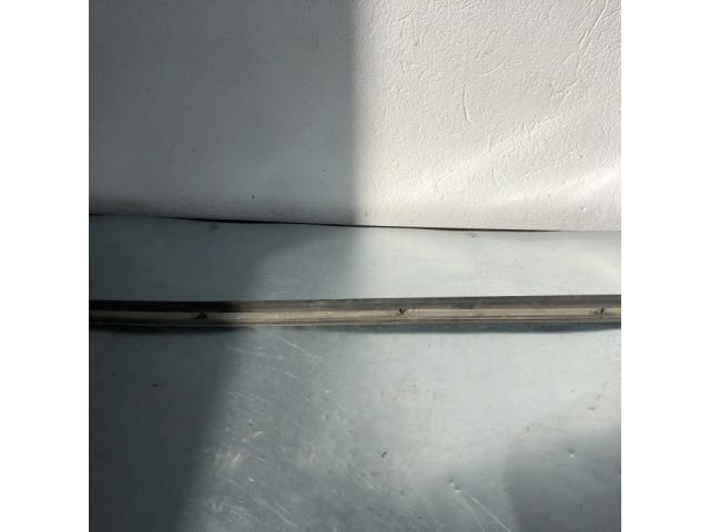 bontott SKODA SUPERB II Bal első Ajtó Díszléc