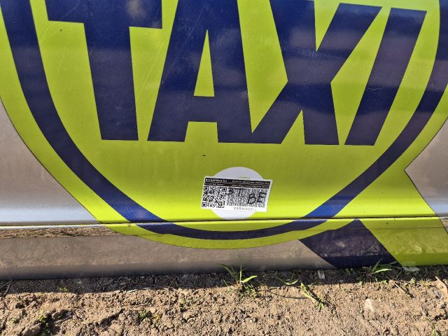 bontott SKODA SUPERB II Bal első Ajtó (Részeivel)