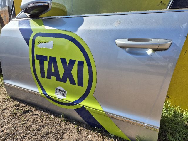 bontott SKODA SUPERB II Bal első Ajtó (Részeivel)