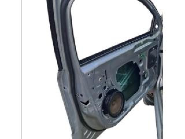 bontott SKODA SUPERB II Bal első Ajtó (Üres lemez)