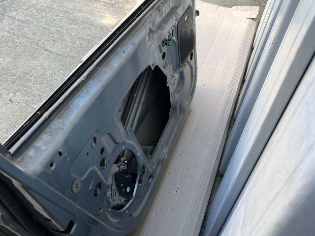 bontott SKODA SUPERB II Bal első Ajtó (Üres lemez)