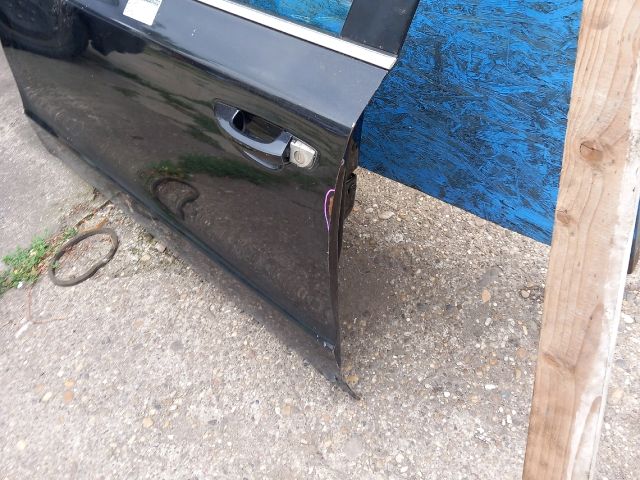 bontott SKODA SUPERB II Bal első Ajtó (Üres lemez)