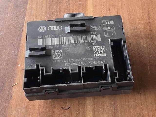 bontott SKODA SUPERB II Bal első Ajtó Vezérlőegység