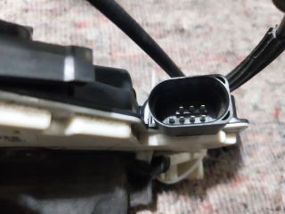 bontott SKODA SUPERB II Bal első Ajtózár Motor