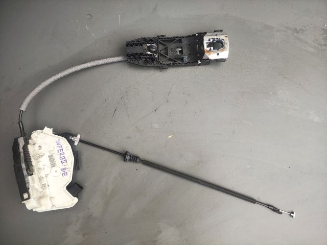 bontott SKODA SUPERB II Bal első Ajtózár