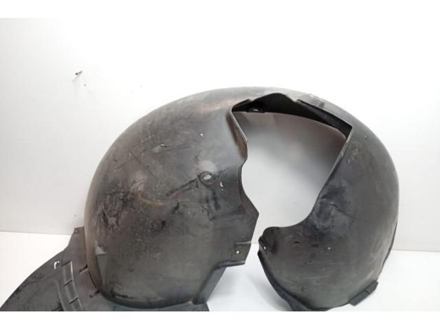 bontott SKODA SUPERB II Bal első Dobbetét (Kerékjárati, Műanyag)