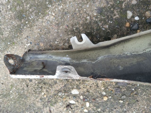 bontott SKODA SUPERB II Bal első Sárvédő