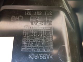 bontott SKODA SUPERB II Bal első Tároló Rekesz